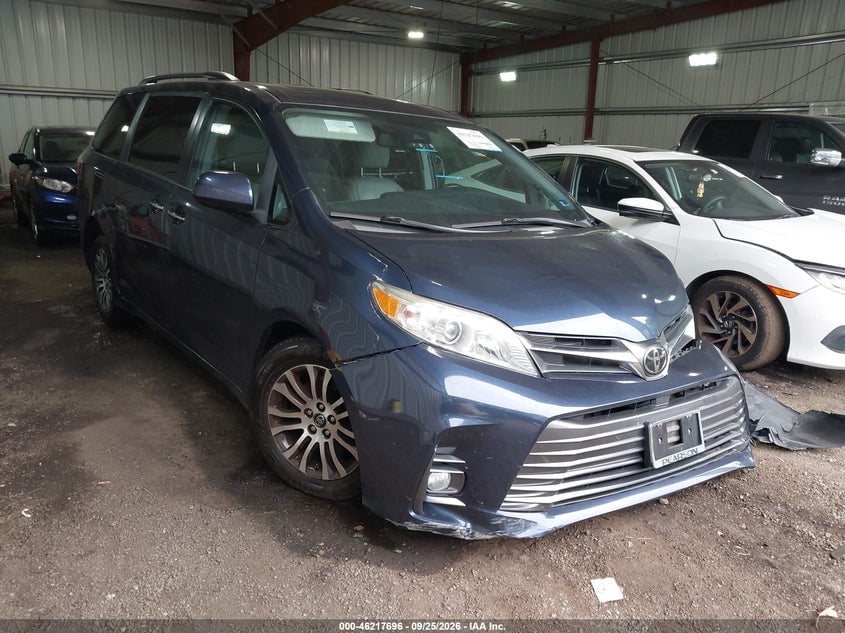 2019 TOYOTA SIENNA XLE PREMIUM 8 PASSENGER | 5TDYZ3DC6KS974421 | UPCARS