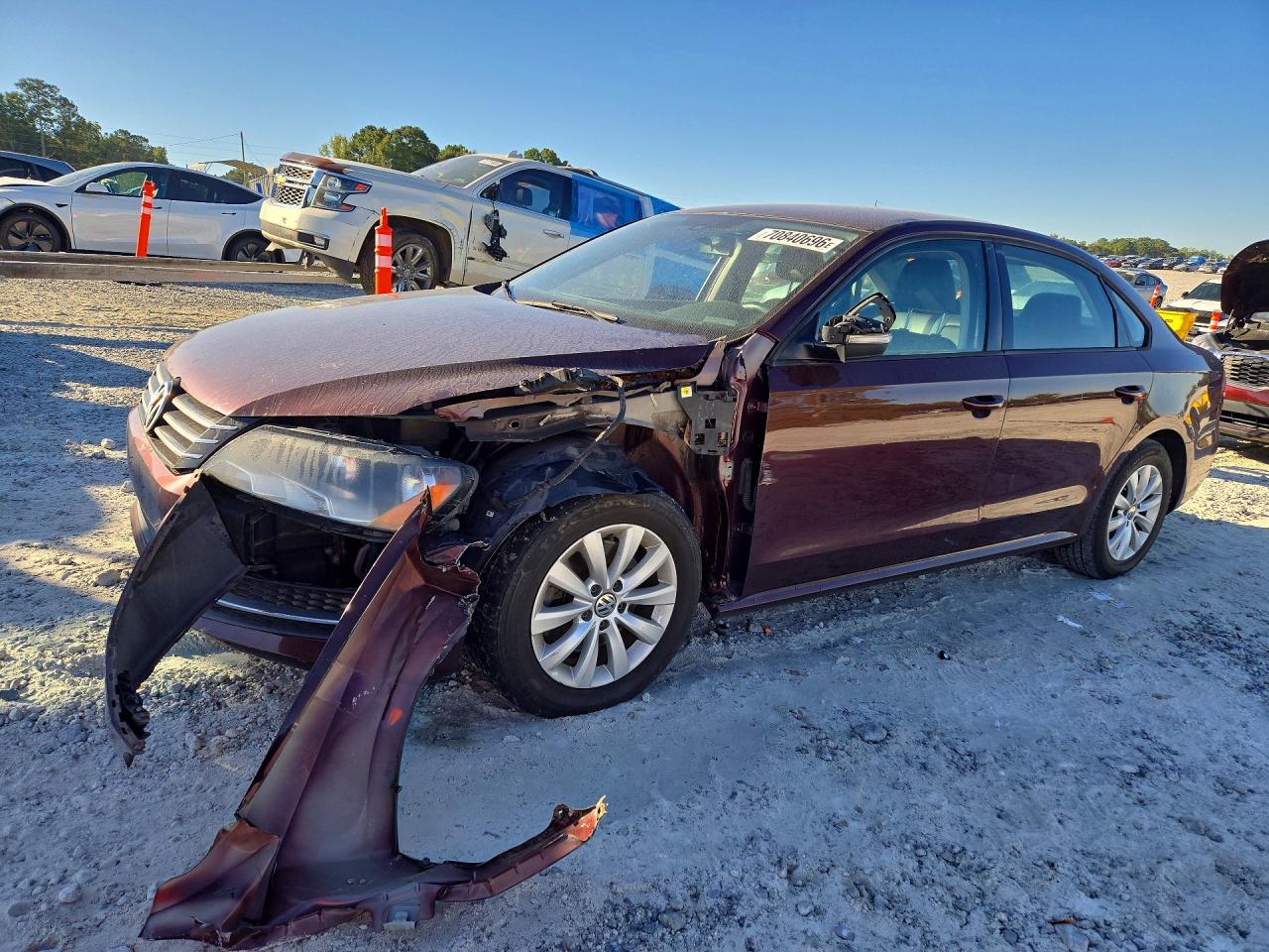 2014 VOLKSWAGEN PASSAT | 1VWAT7A33EC028763 | UPCARS
