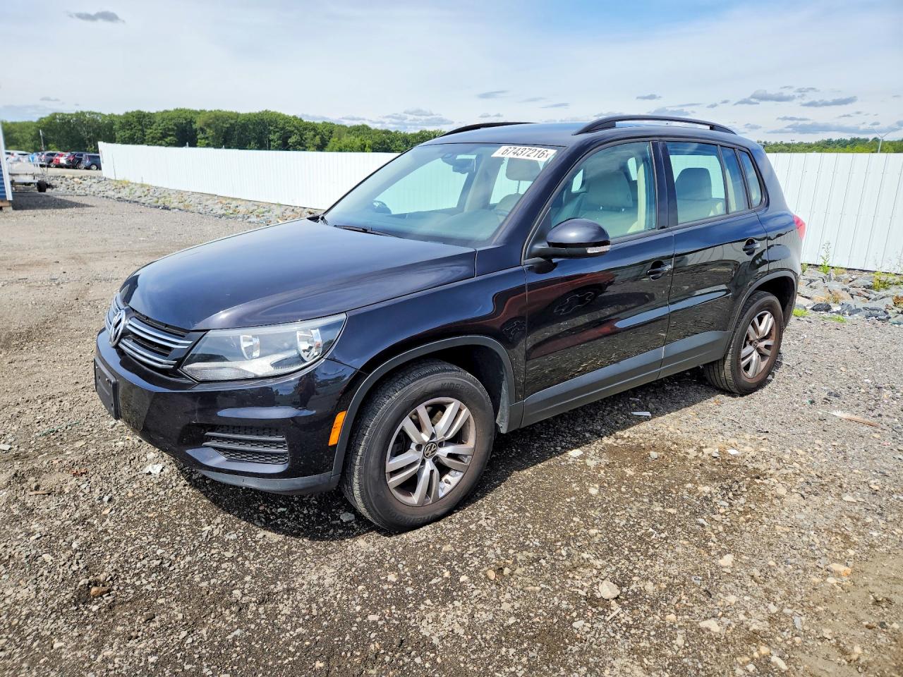 2016 VOLKSWAGEN TIGUAN S | WVGBV7AX7GW607725 | UPCARS