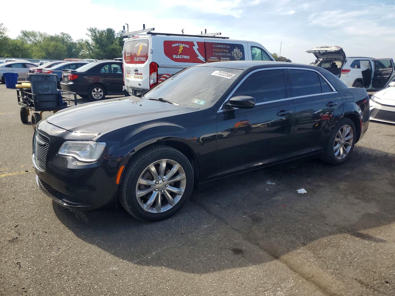 2019 CHRYSLER 300 TOURING | 2C3CCARG0KH573414 | UPCARS