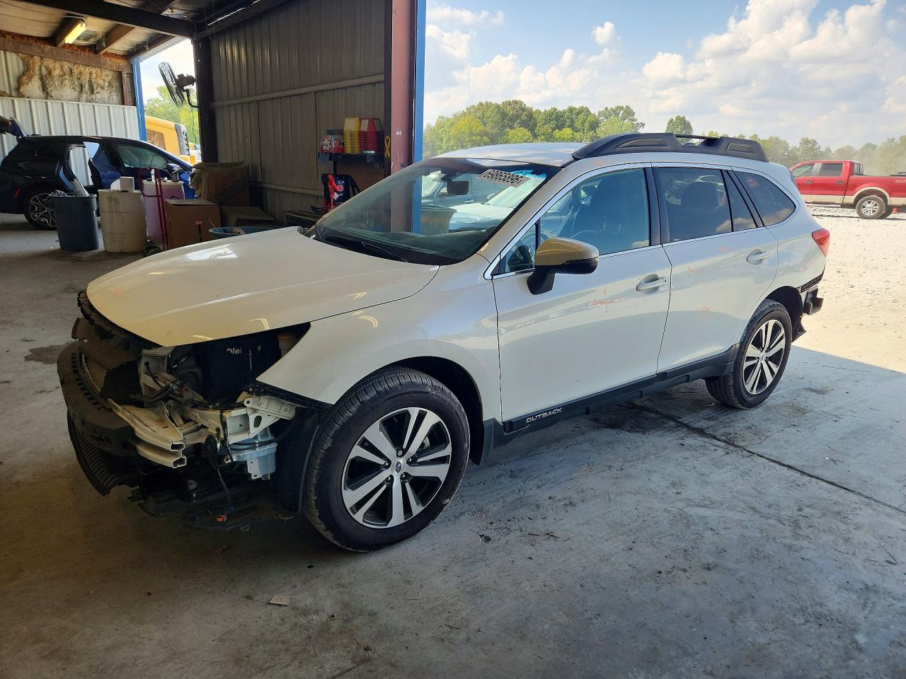 2018 SUBARU OUTBACK 2.5I LIMITED | 4S4BSANC6J3231038 | UPCARS