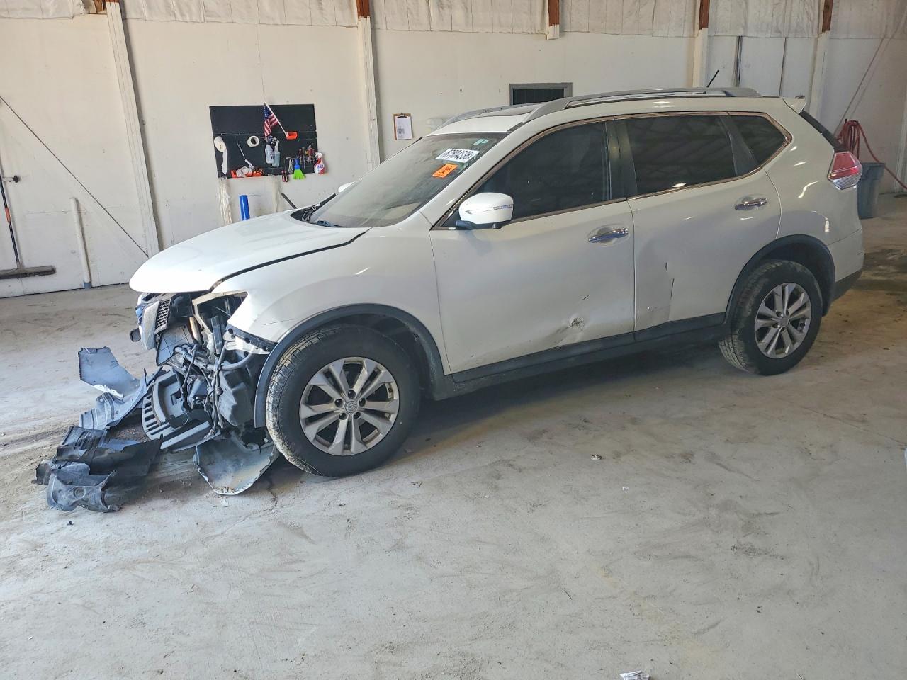 2015 NISSAN ROGUE SV | 5N1AT2MV1FC882974 | UPCARS
