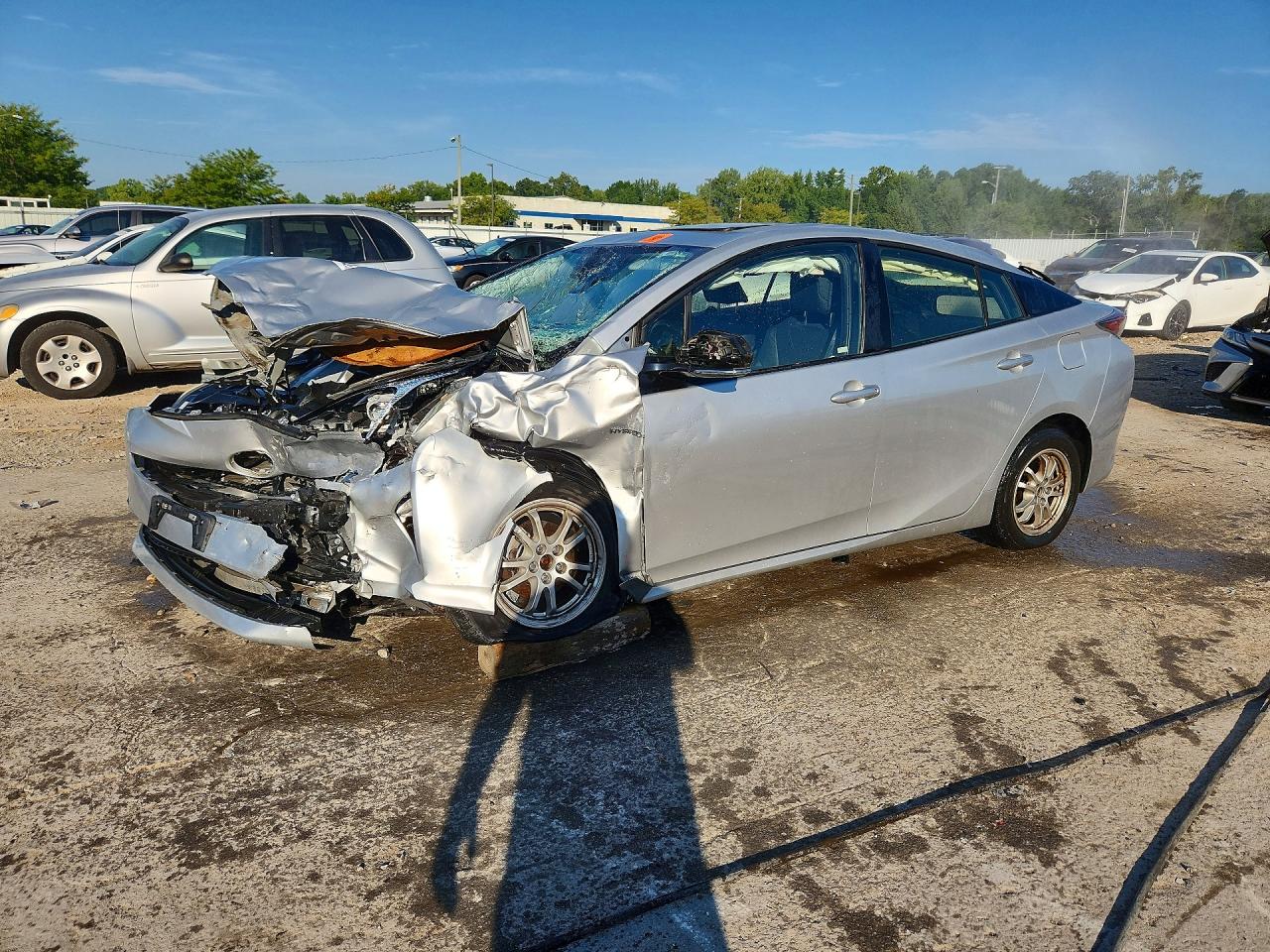 2016 TOYOTA PRIUS FOUR | JTDKARFU3G3002046 | UPCARS