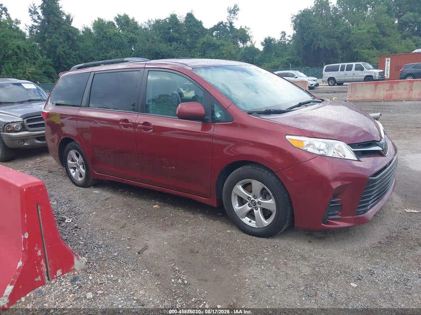 2018 TOYOTA SIENNA LE 8 PASSENGER | 5TDKZ3DC5JS904669 | UPCARS