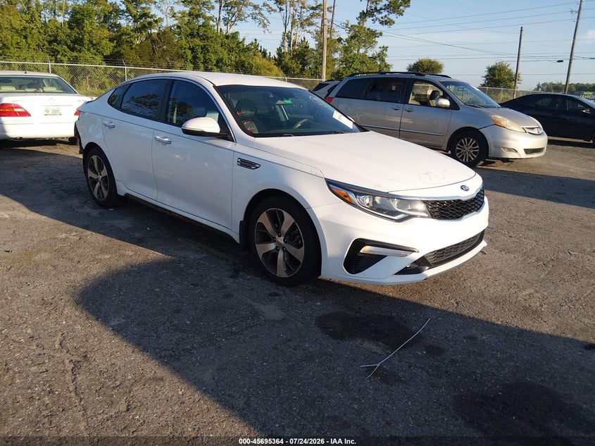 2020 KIA OPTIMA S | 5XXGT4L30LG438054 | UPCARS