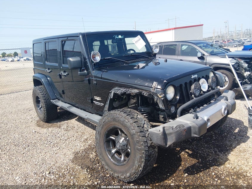 2015 JEEP WRANGLER UNLIMITED SAHARA | 1C4HJWEGXFL526894 | UPCARS