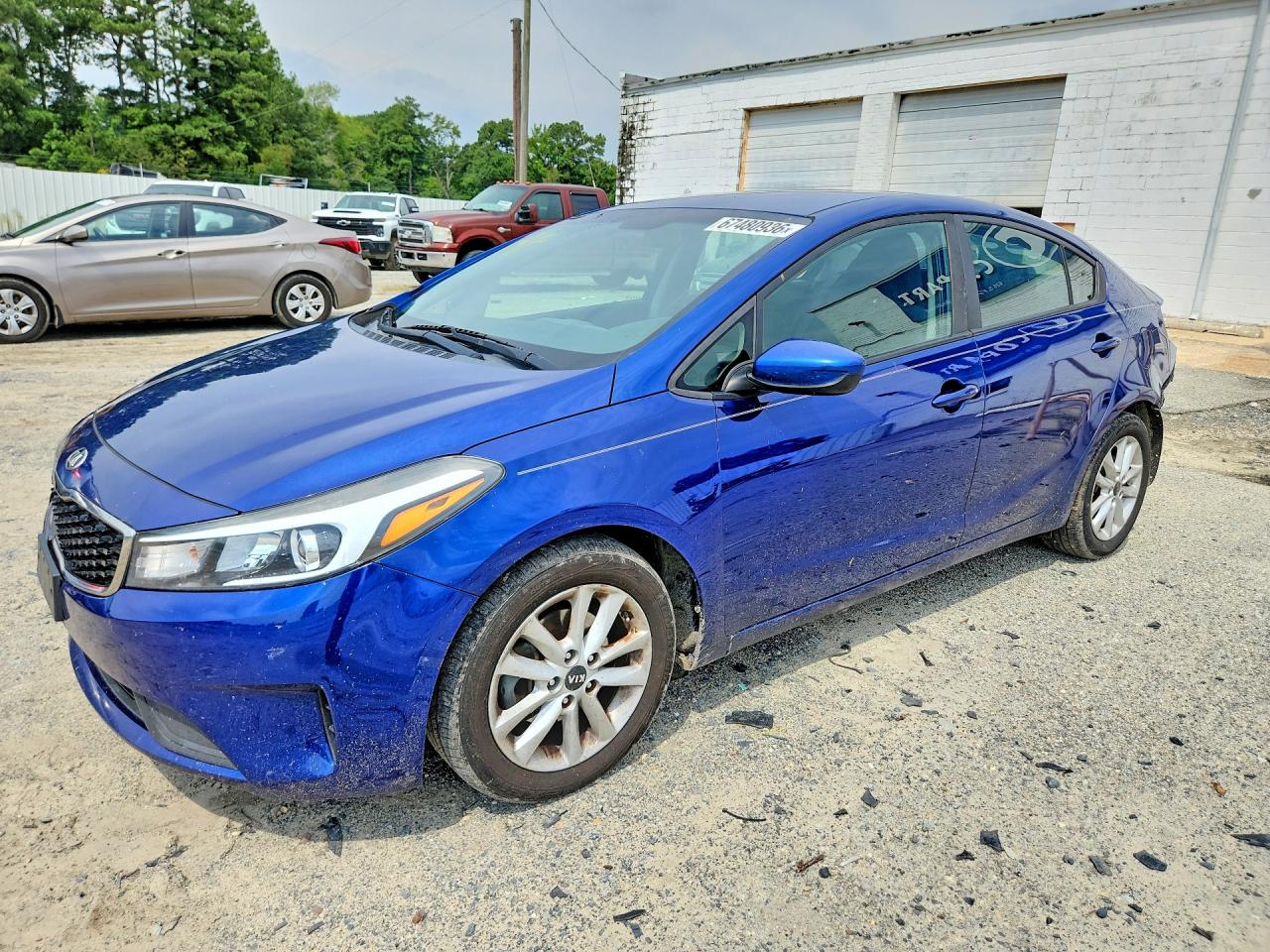2017 KIA FORTE LX | 3KPFL4A72HE018846 | UPCARS