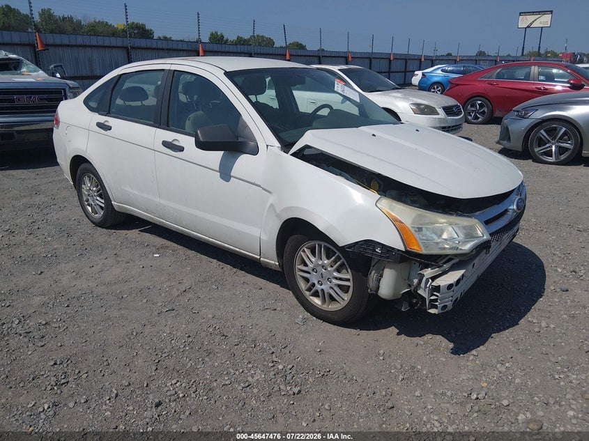 2011 FORD FOCU SE | 1FAHP3FN6BW189570 | UPCARS