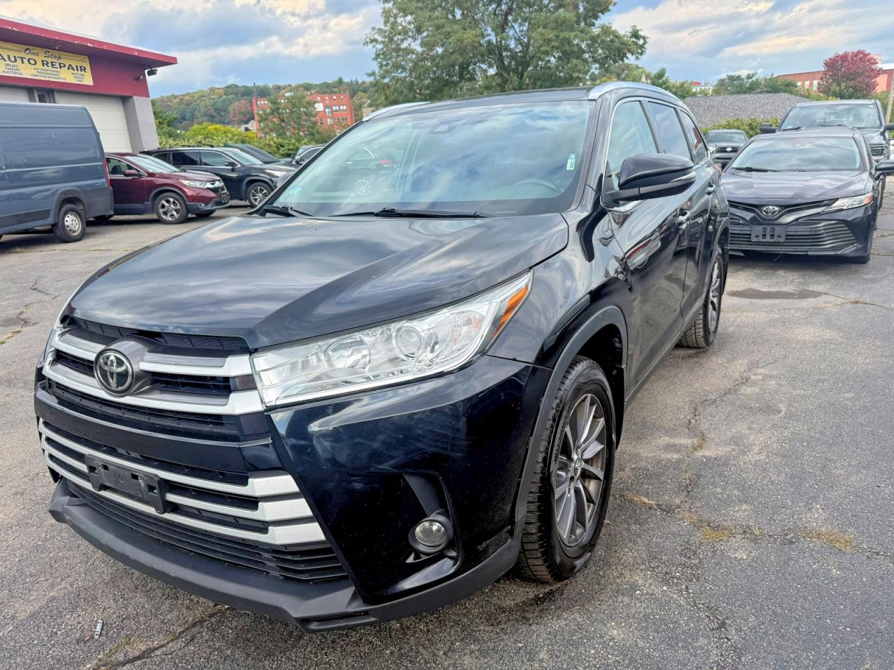 2019 TOYOTA HIGHLANDER XLE | 5TDJZRFH1KS604023 | UPCARS