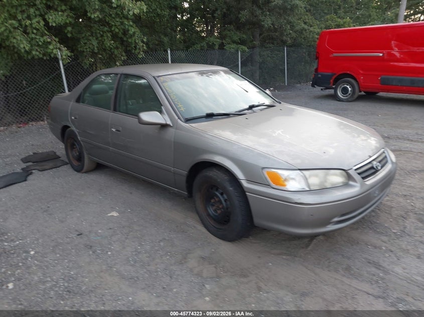 2000 TOYOTA CAMRY LE | 4T1BG22K2YU696729 | UPCARS