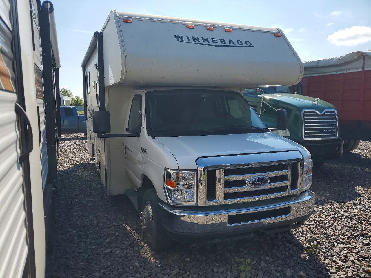 2017 WINNEBAGO ECONOLINE MINNIE WINNIE RV | 1FDWE3FS5HDC39954 | UPCARS