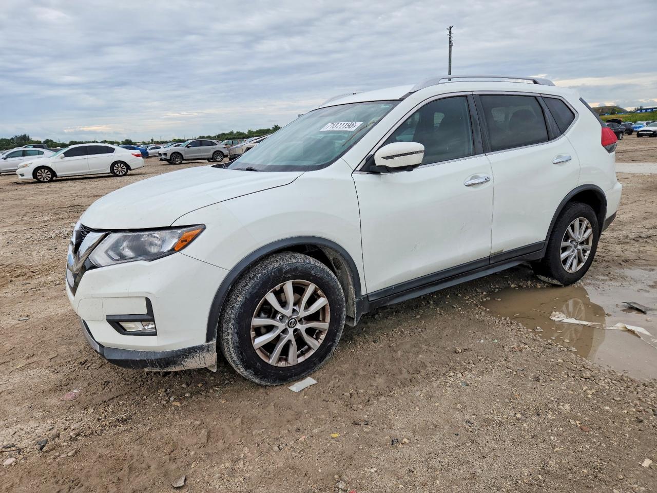 2017 NISSAN ROGUE SV | KNMAT2MT2HP554204 | UPCARS