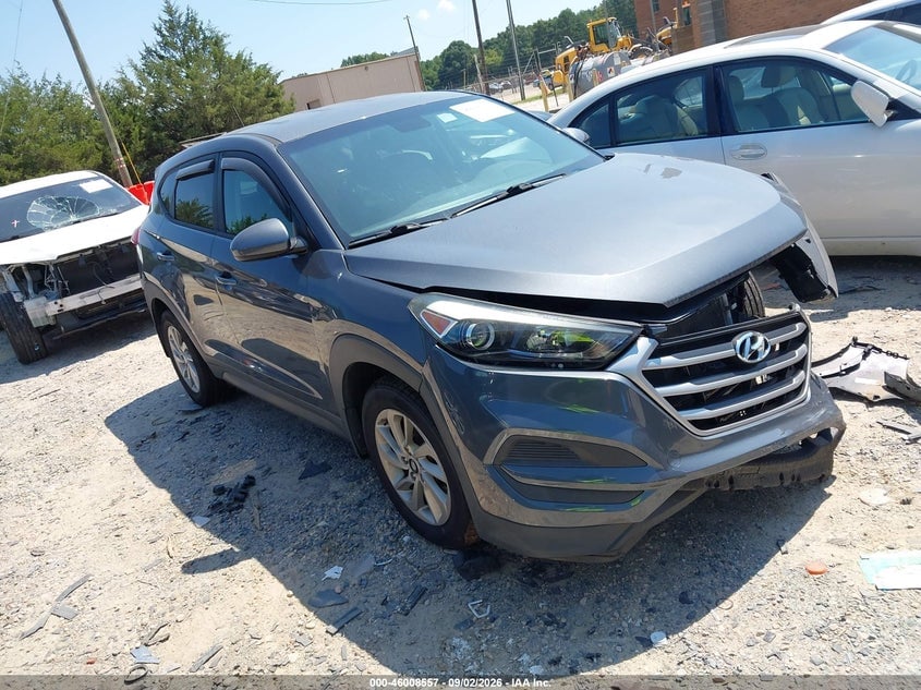 2017 HYUNDAI TUCSON SE | KM8J23A40HU392981 | UPCARS
