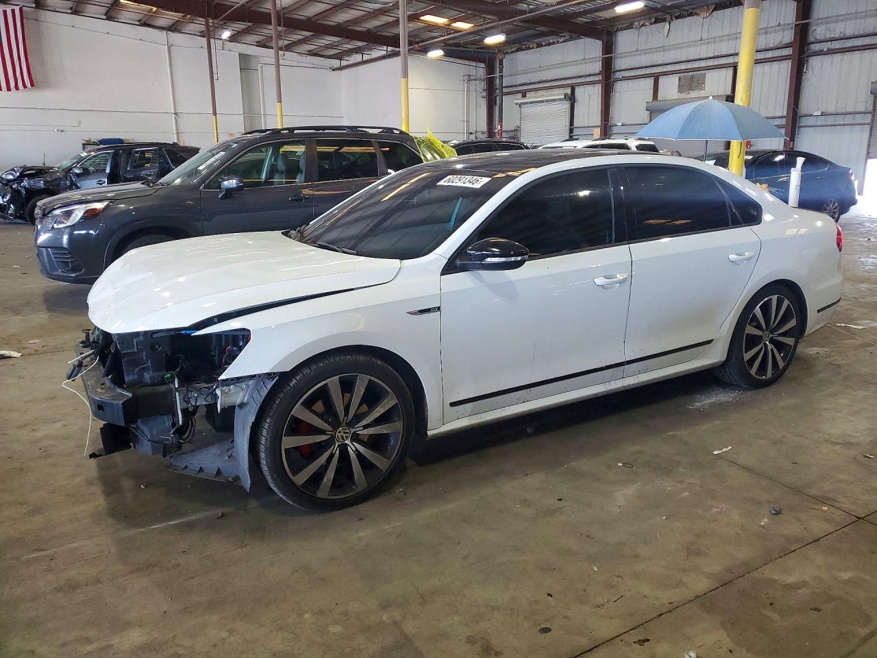 2018 VOLKSWAGEN PASSAT GT | 1VWJM7A33JC036840 | UPCARS