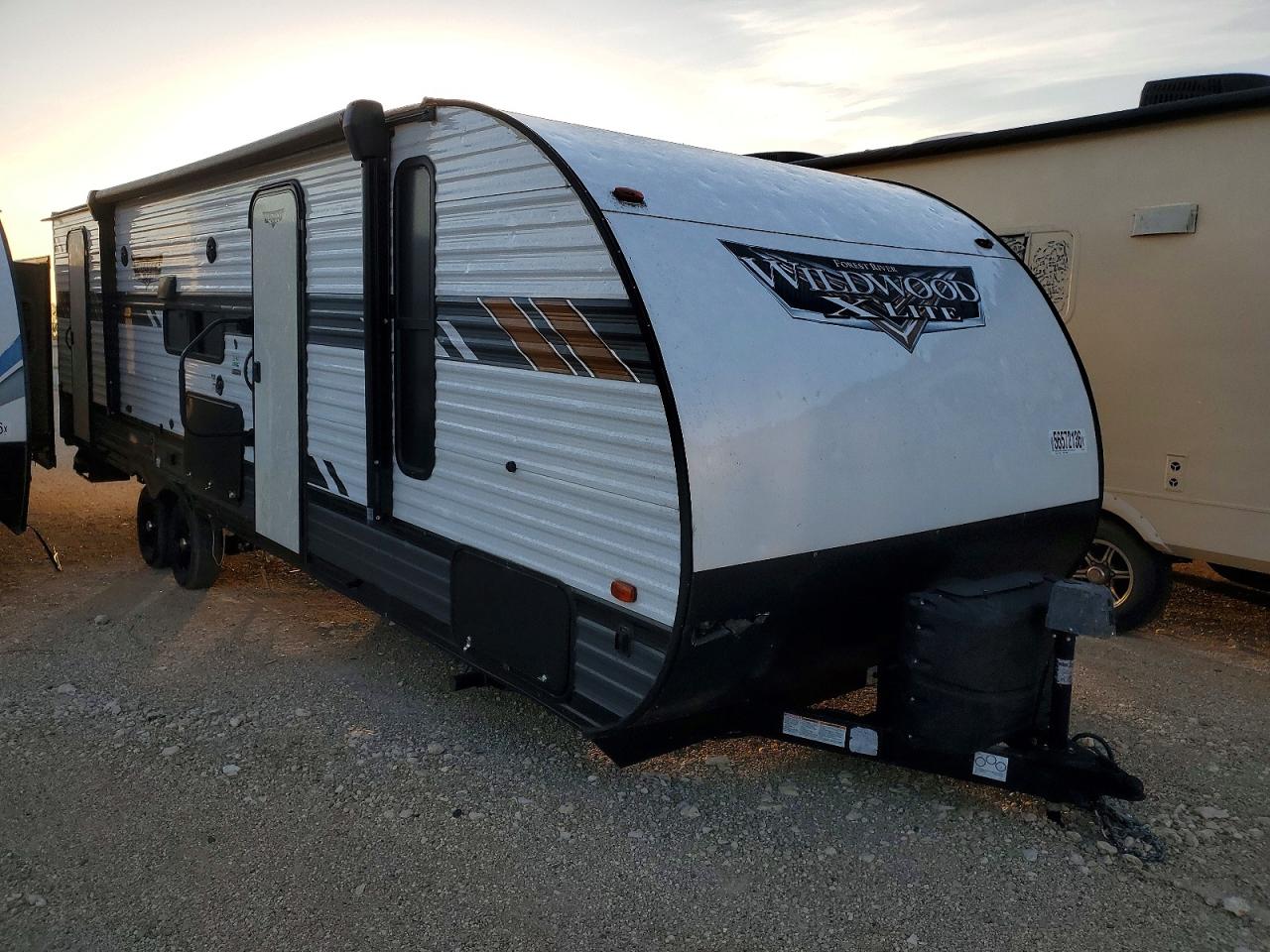 2022 FORESRIVER WILDWOOD FOREST RIVER  CAMPER | 4X4TWDB27N7373188 | UPCARS