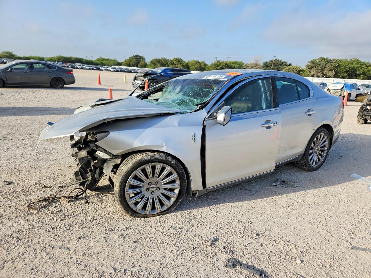 2013 LINCOLN MKS | 1LNHL9DK9DG605489 | UPCARS