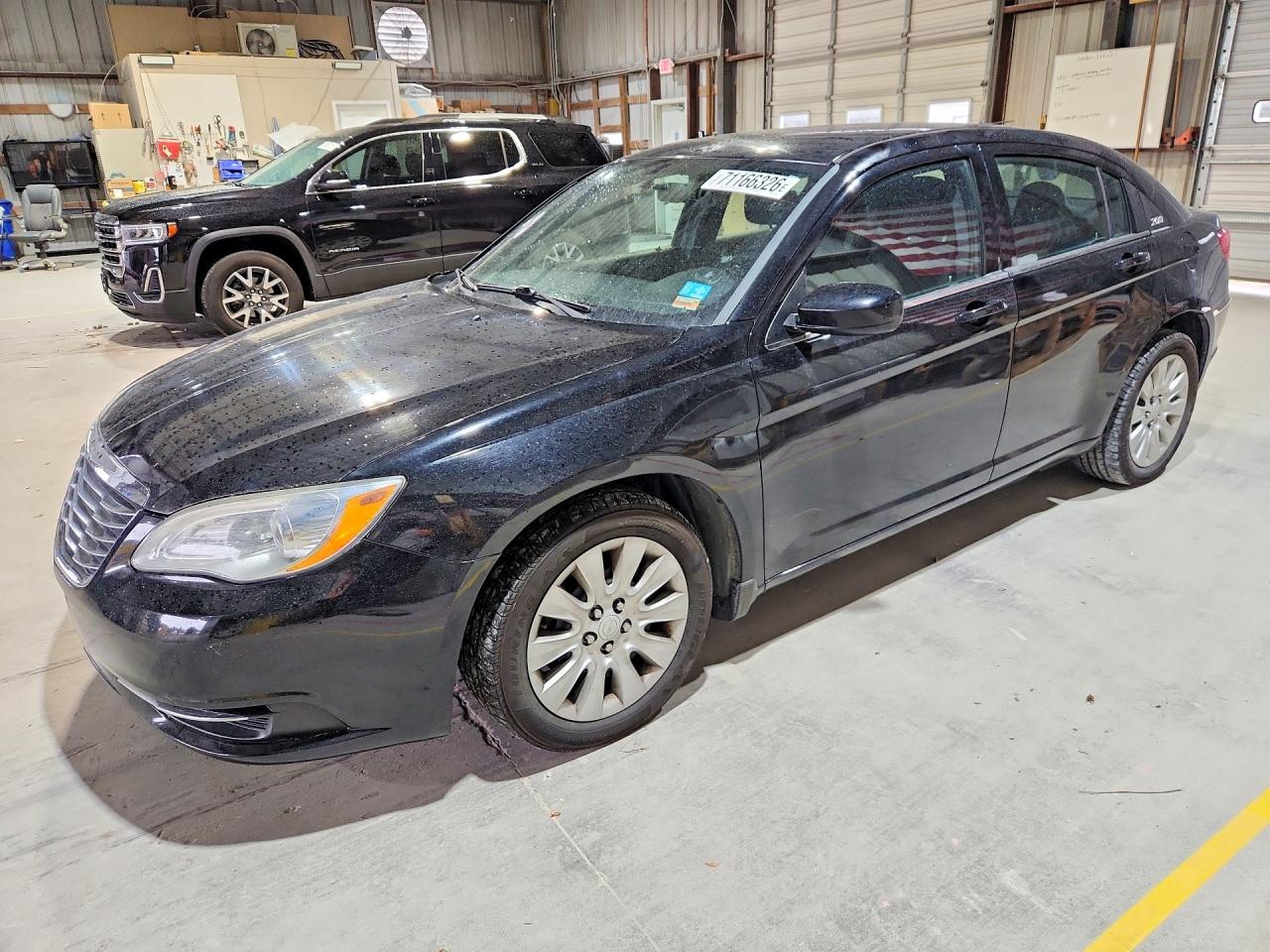 2014 CHRYSLER 200 LX | 1C3CCBABXEN230952 | UPCARS