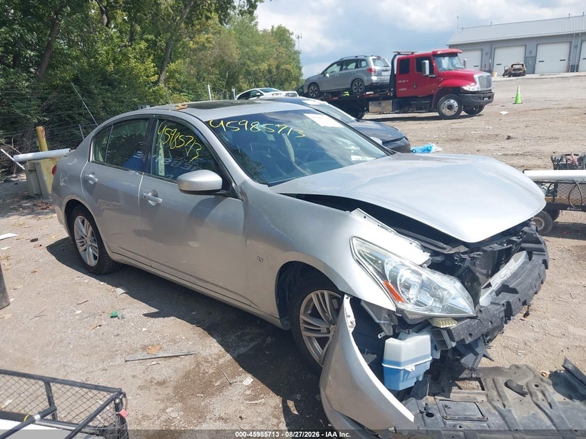 2015 INFINITI Q40 | JN1CV6AR5FM524361 | UPCARS