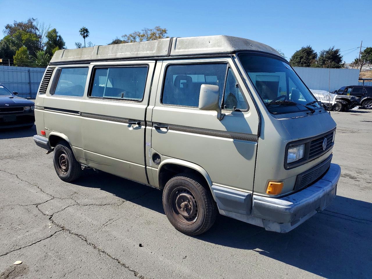 1990 VOLKSWAGEN MINIVAN | WV2ZB025XLH071840 | UPCARS