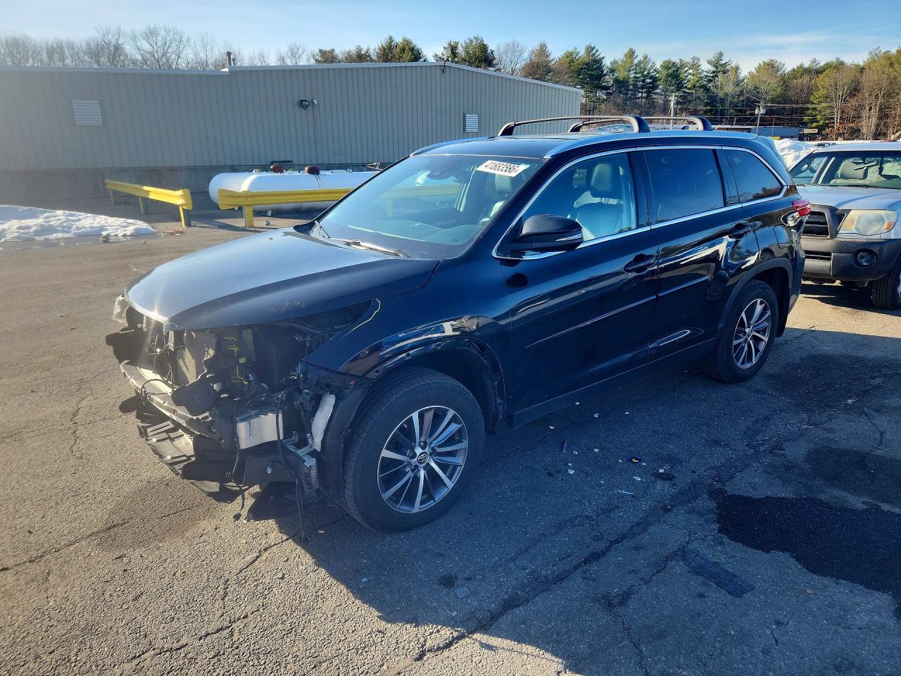 2019 TOYOTA HIGHLANDER XLE | 5TDJZRFHXKS993356 | UPCARS