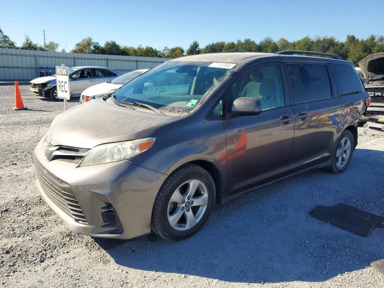 2020 TOYOTA SIENNA LE | 5TDKZ3DC2LS049318 | UPCARS