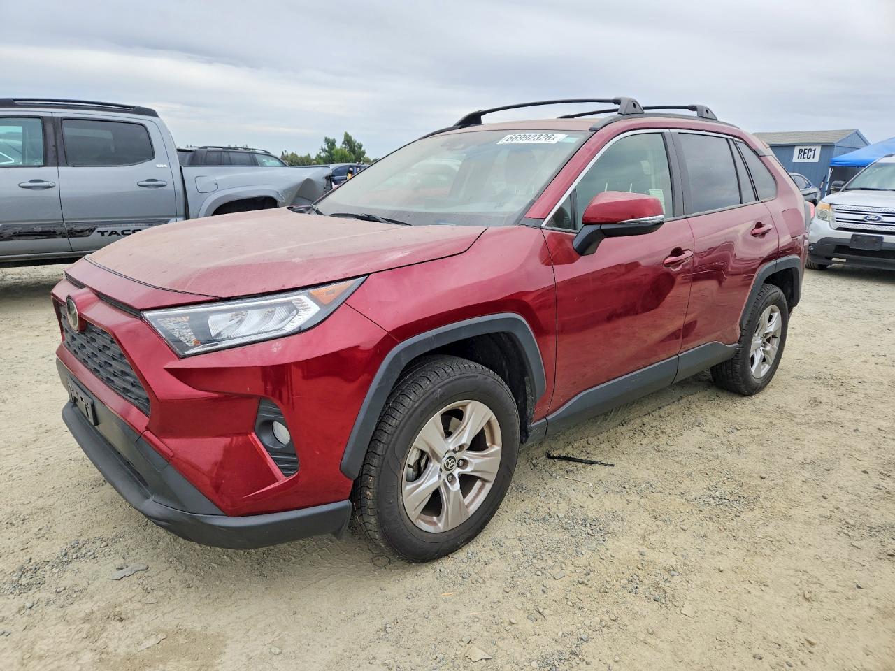 2020 TOYOTA RAV4 XLE | JTMW1RFV1LD049252 | UPCARS