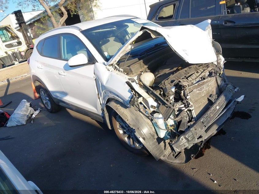 2016 HYUNDAI TUCSON SE | KM8J33A49GU180236 | UPCARS