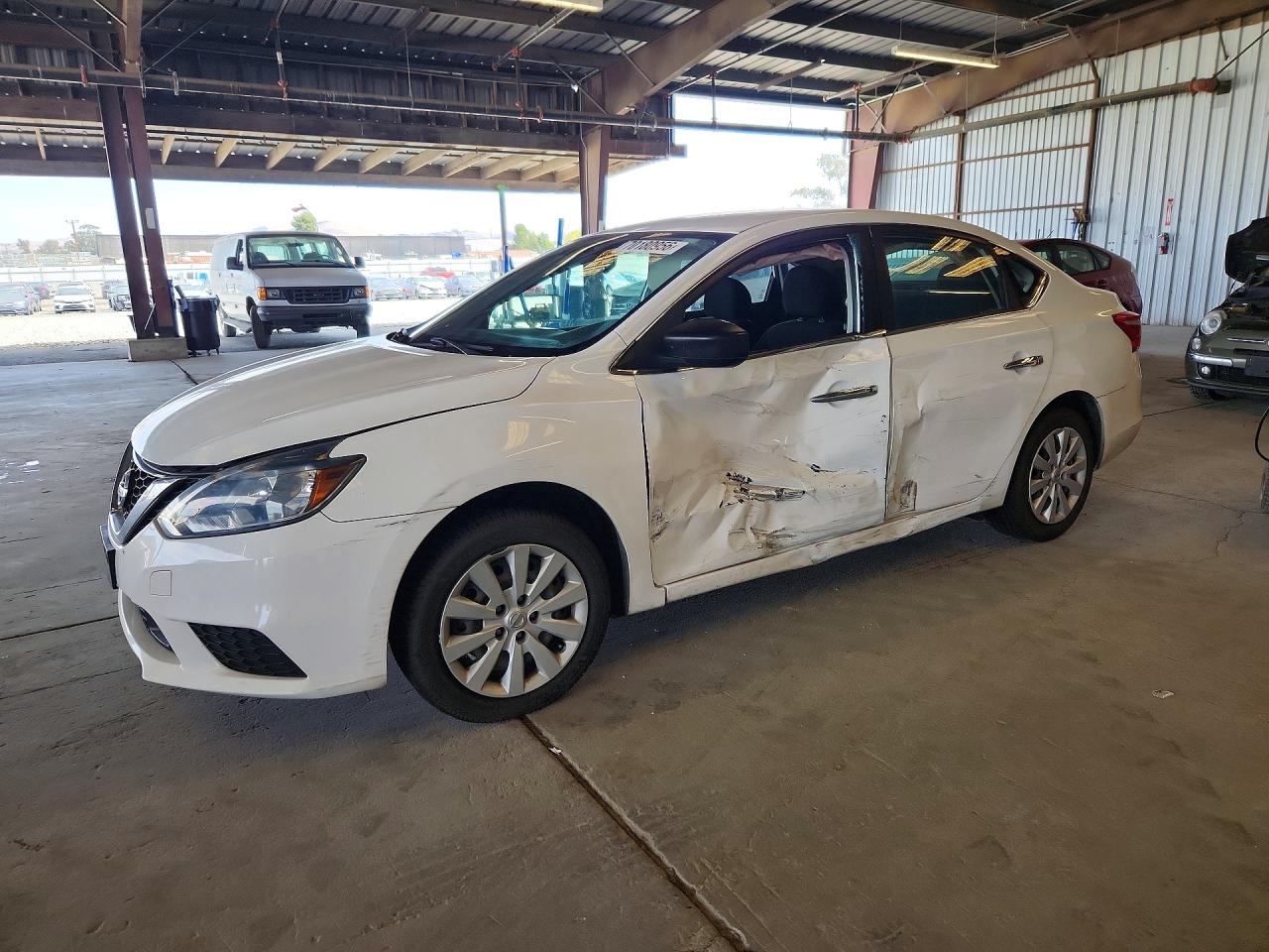 2018 NISSAN SENTRA S | 3N1AB7AP4JY243758 | UPCARS