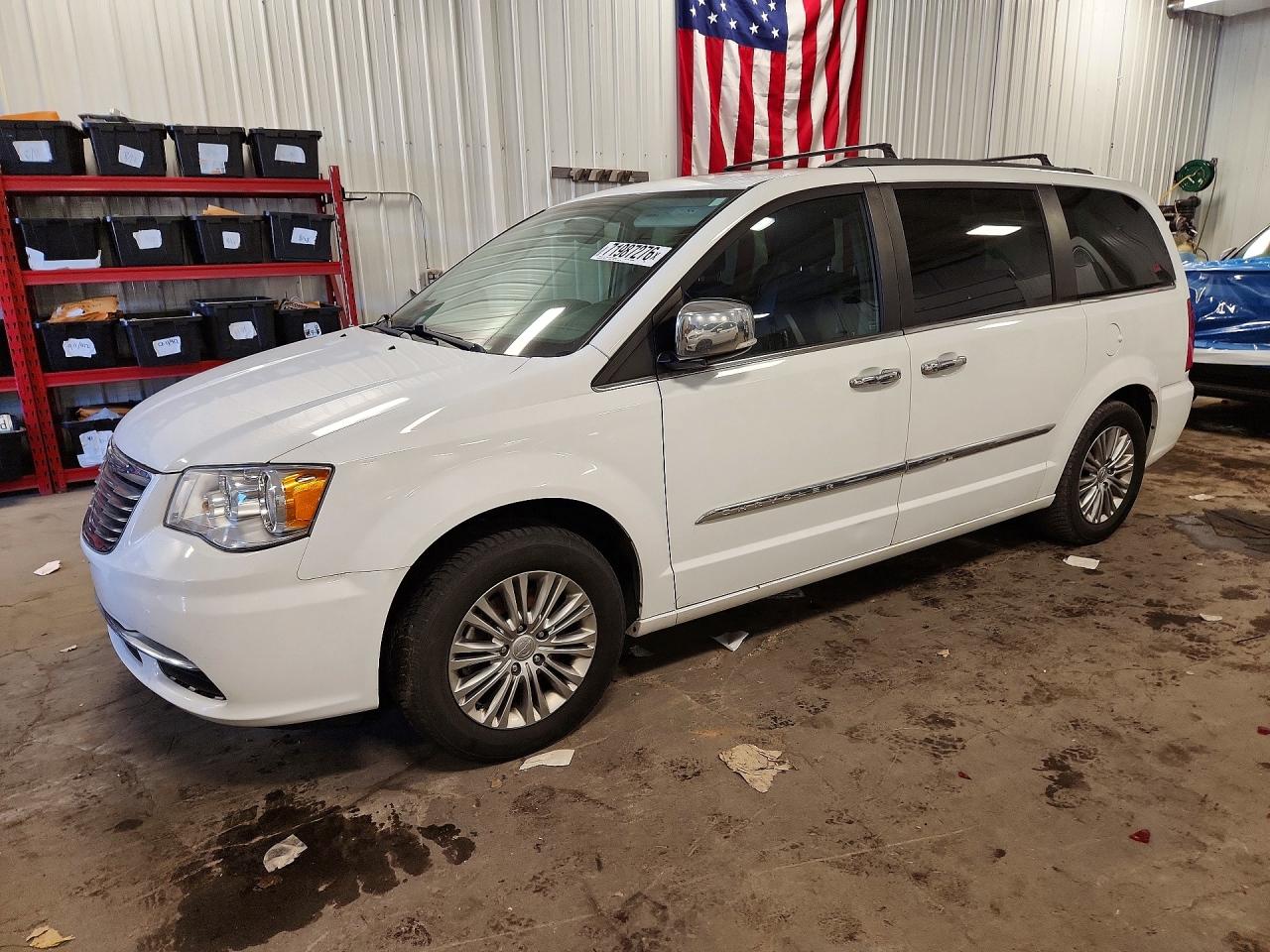 2016 CHRYSLER MINIVAN | 2C4RC1CG2GR104762 | UPCARS