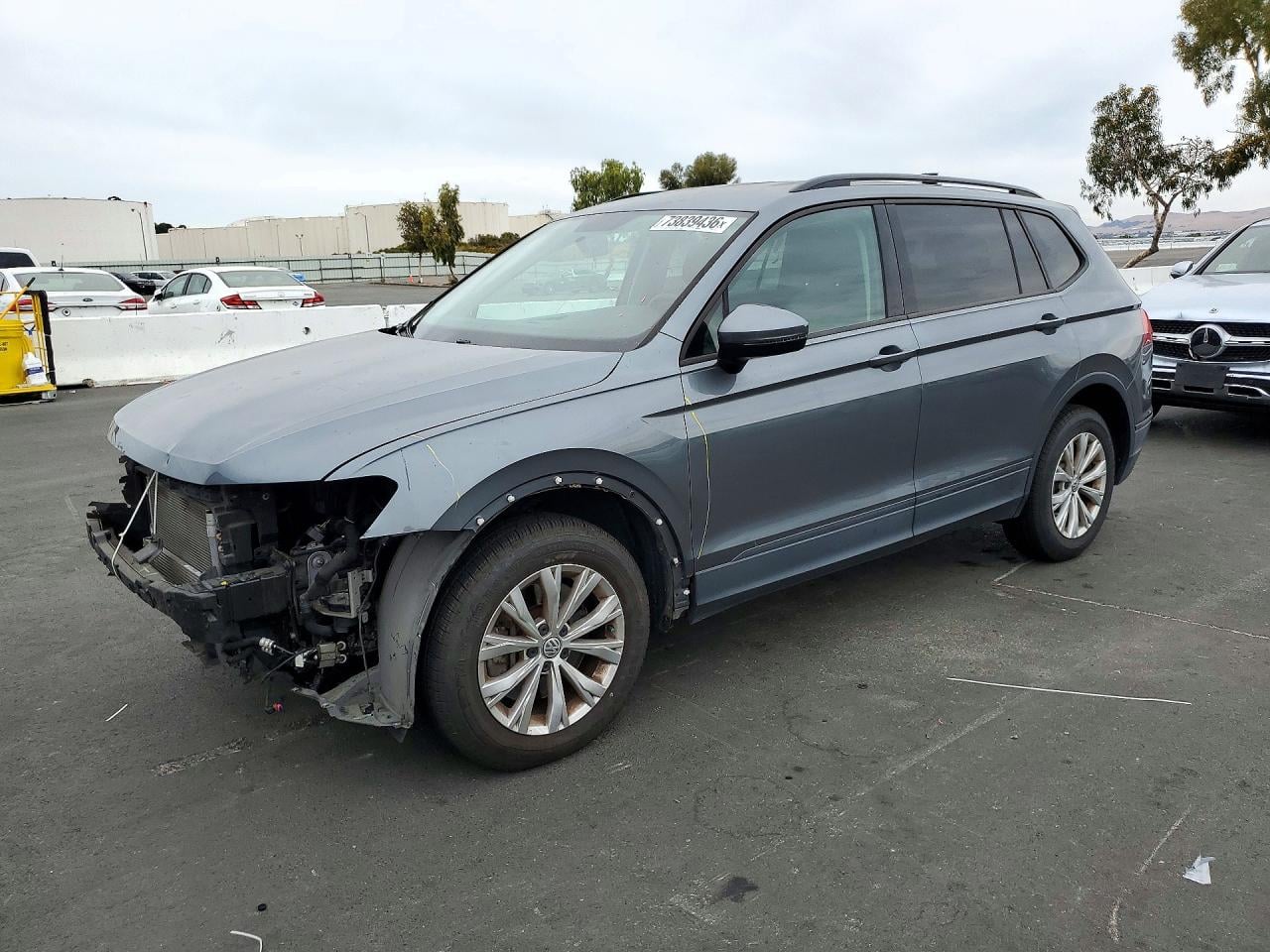 2018 VOLKSWAGEN TIGUAN S | 3VV1B7AX7JM111681 | UPCARS