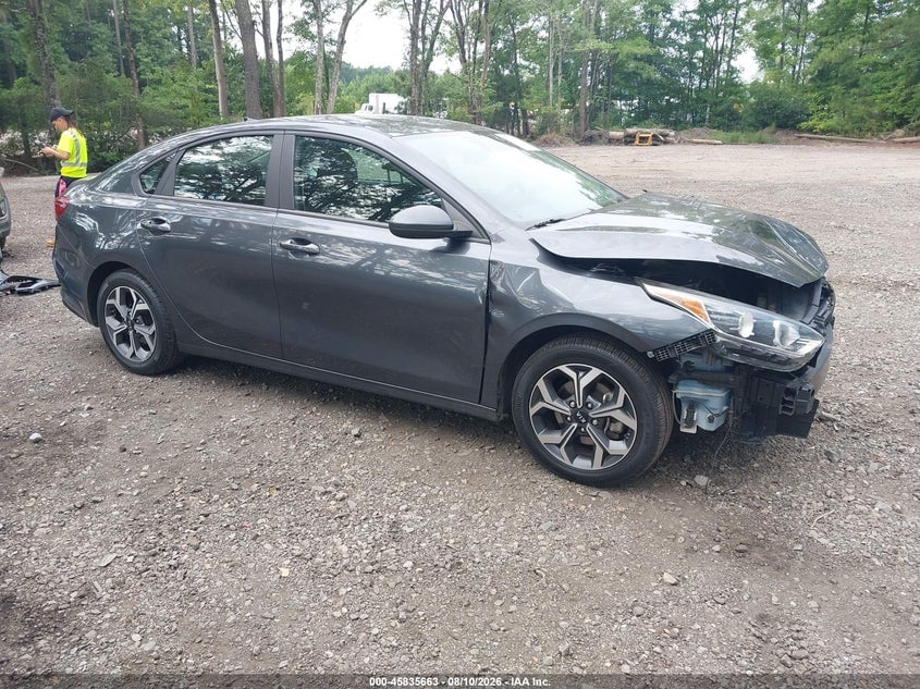 2021 KIA FORTE LXS | 3KPF24AD7ME271616 | UPCARS