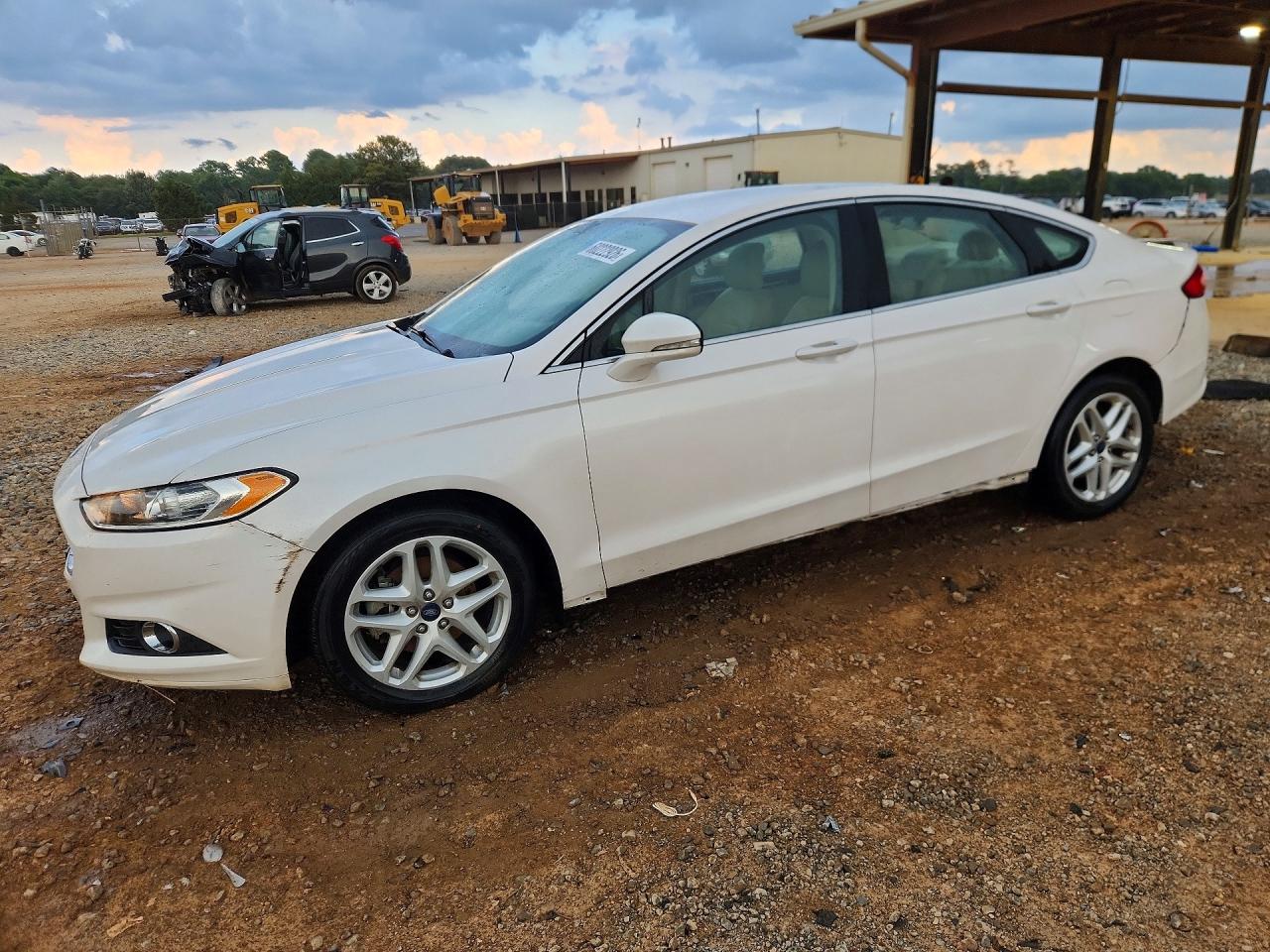 2016 FORD FUSION SE | 3FA6P0HD6GR376182 | UPCARS