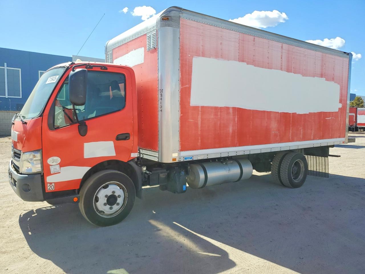 2018 HINO ALL OTHER BOX TRUCK | JHHSDM2H0JK006391 | UPCARS