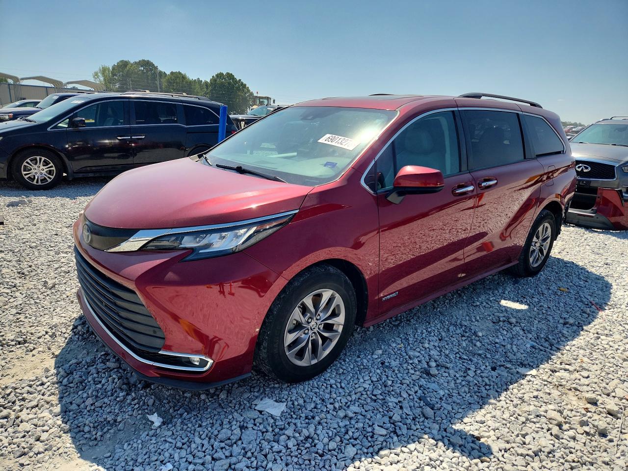 2021 TOYOTA SIENNA XLE | 5TDJRKEC5MS006968 | UPCARS