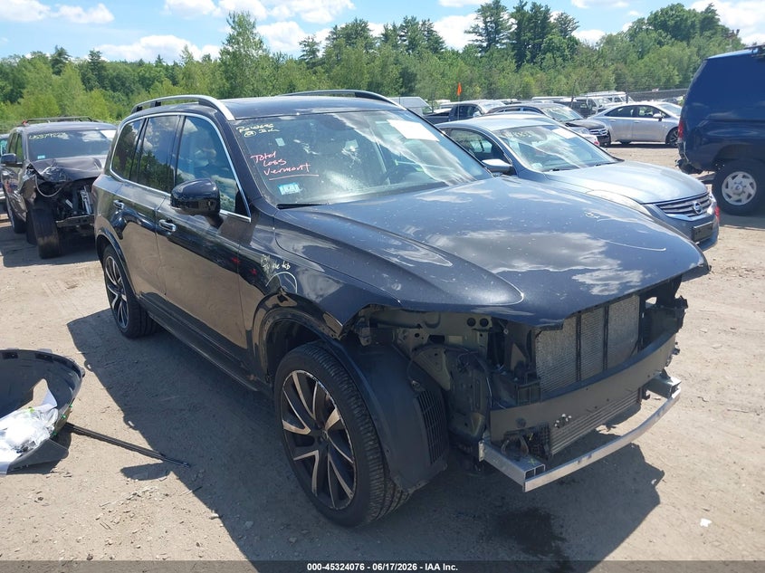2018 VOLVO XC90 T6 MOMENTUM | YV4A22PKXJ1335888 | UPCARS