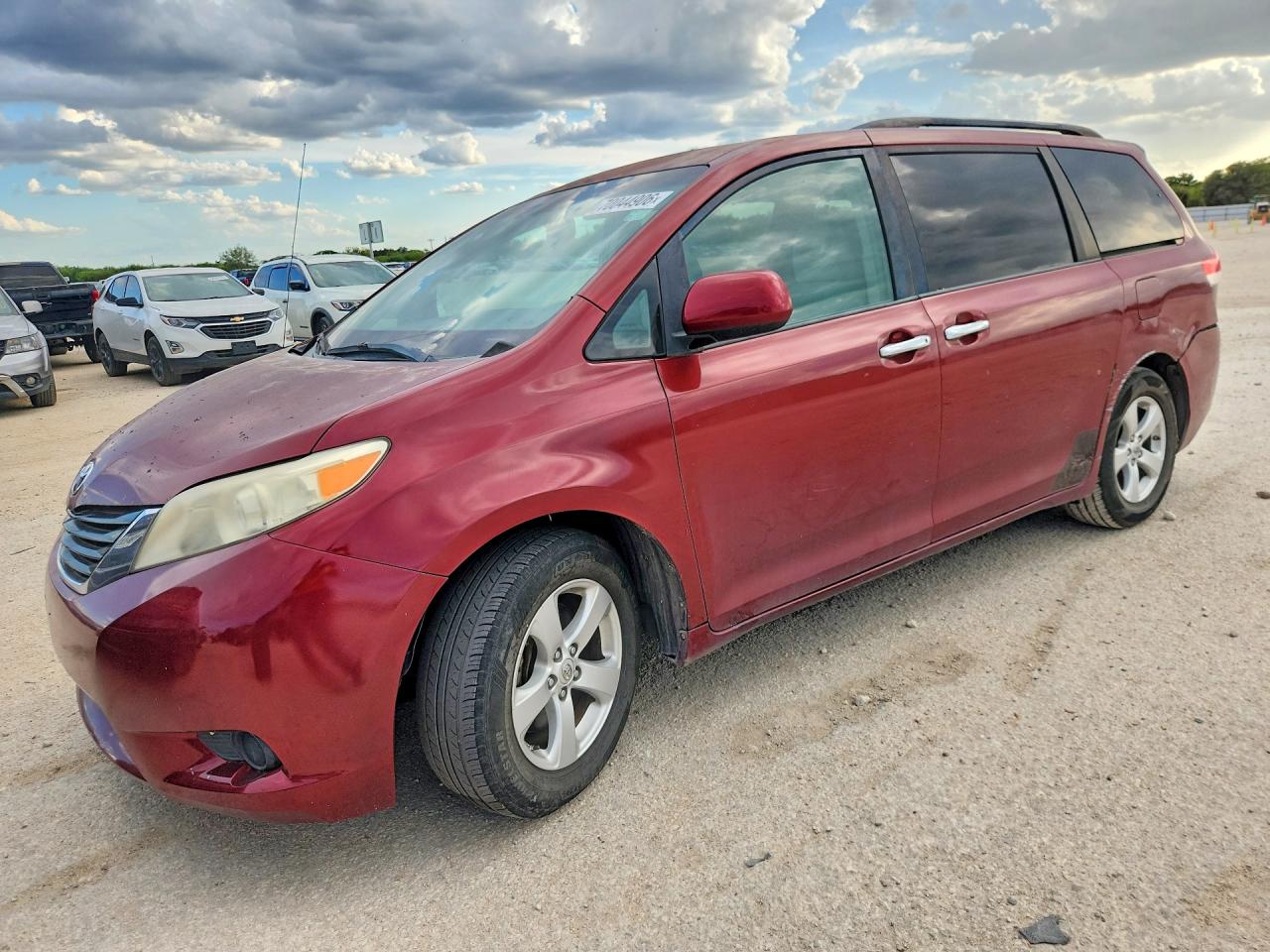 2011 TOYOTA SIENNA LE | 5TDKK3DC7BS120533 | UPCARS