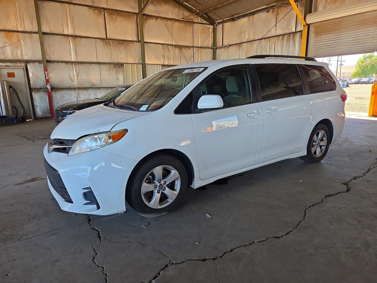 2020 TOYOTA SIENNA LE | 5TDKZ3DC2LS049755 | UPCARS