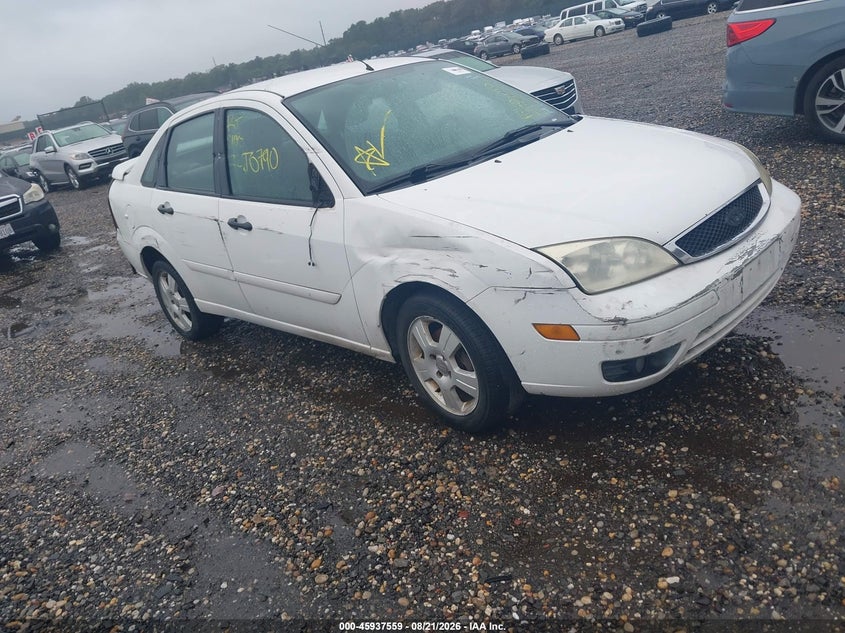 2006 FORD FOCUS ZX4 | 1FAHP34N56W255096 | UPCARS