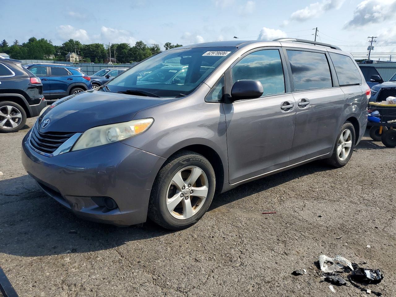 2011 TOYOTA SIENNA LE | 5TDKK3DC8BS118385 | UPCARS