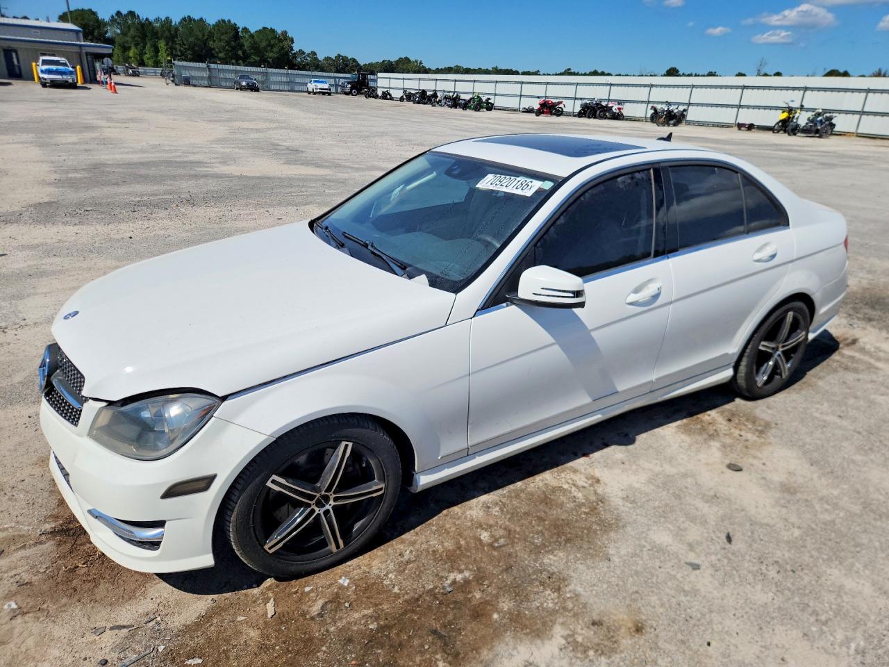 2014 MERCEDES-BENZ C-CLASS 300 4MATIC | WDDGF8ABXEG198828 | UPCARS