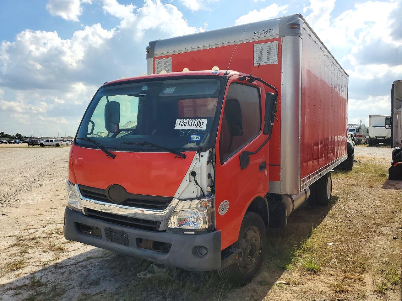 2018 HINO ALL OTHER - BOX TRUCK | JHHSDM2H5JK006189 | UPCARS
