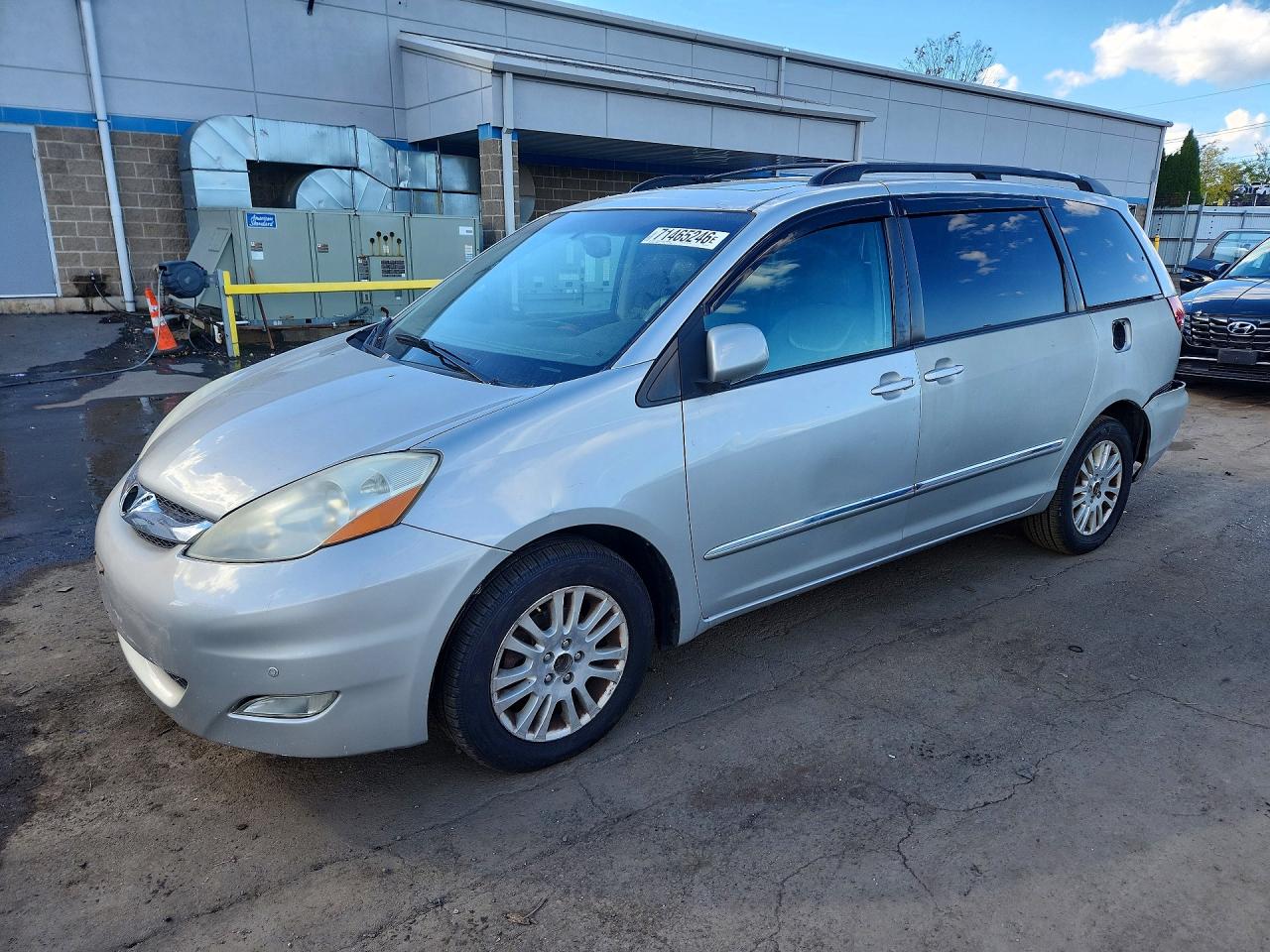 2008 TOYOTA SIENNA XLE LIMITED | 5TDBK22C18S011541 | UPCARS