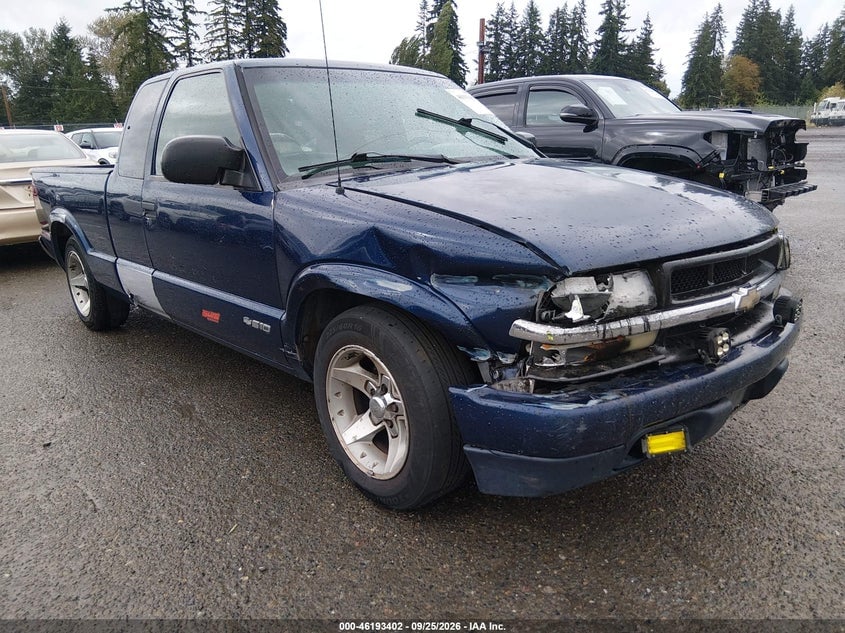 2001 CHEVROLET S-10 LS | 1GCCS195218116041 | UPCARS