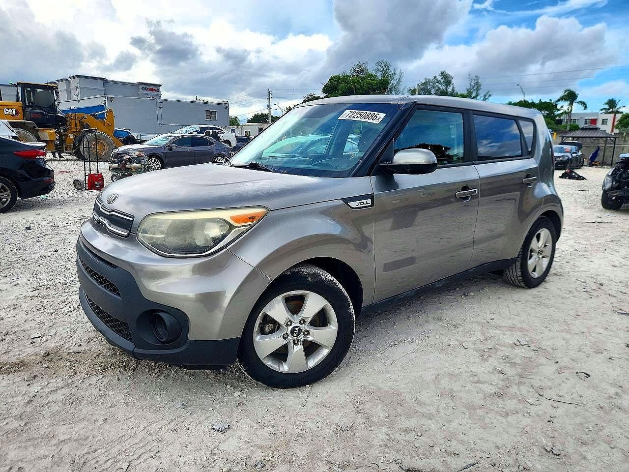 2018 KIA SOUL BASE | KNDJN2A21J7588632 | UPCARS
