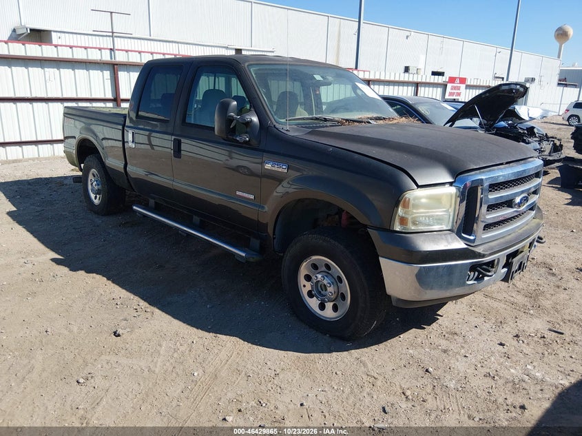 2005 FORD F-250 HARLEY-DAVIDSON/LARIAT/XL/XLT | 1FTSW21P65EA82793 | UPCARS