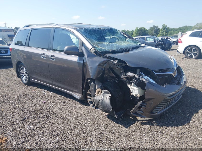 2019 TOYOTA SIENNA XLE 8 PASSENGER | 5TDYZ3DC2KS974285 | UPCARS