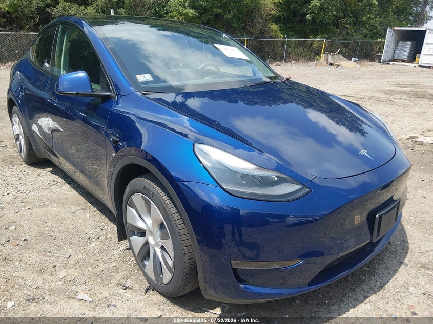 2024 TESLA MODEL Y LONG RANGE DUAL MOTOR ALL-WHEEL DRIVE | 7SAYGDEE1RA245799 | UPCARS