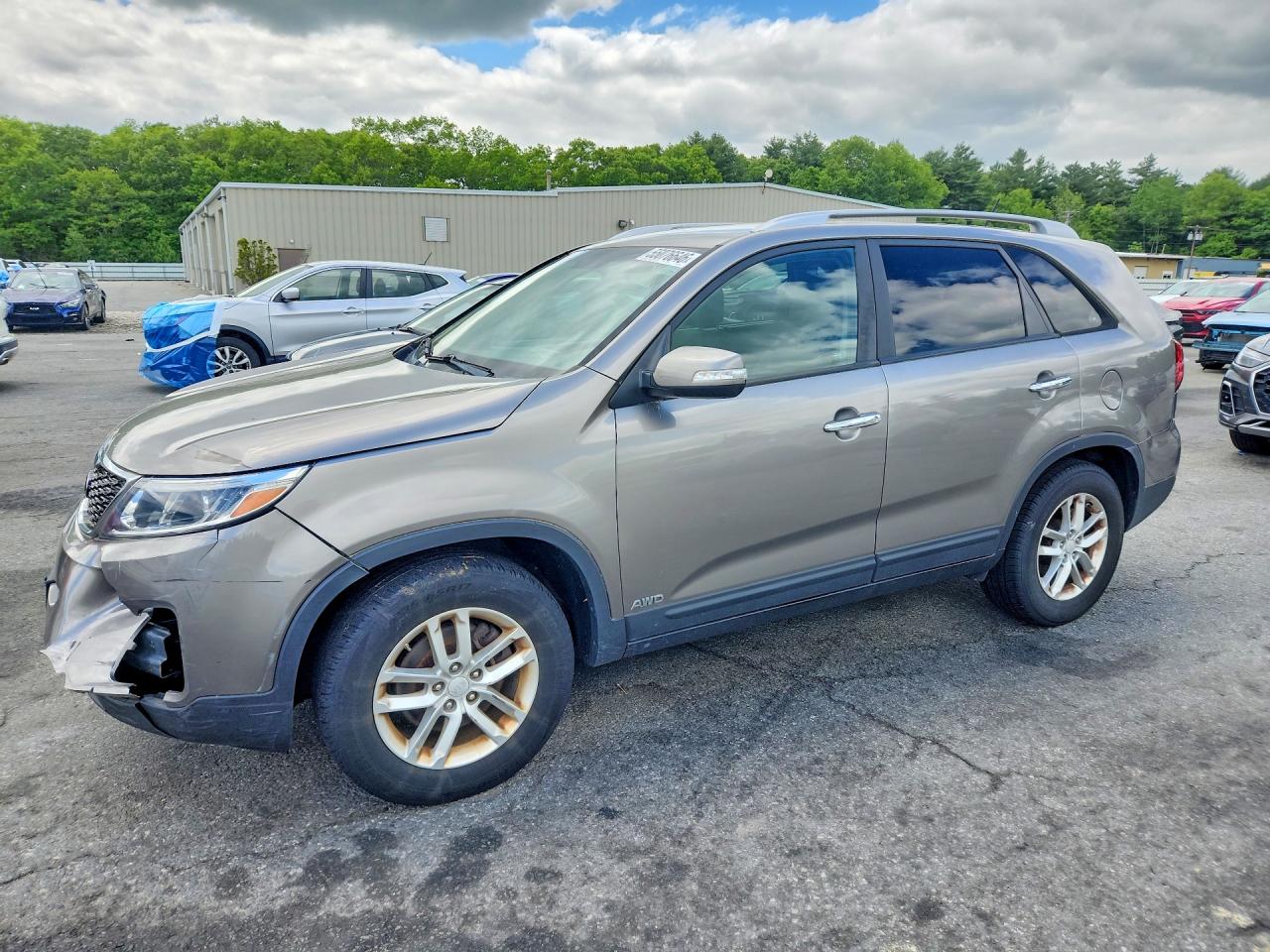 2014 KIA SORENTO LX | 5XYKTDA67EG546449 | UPCARS