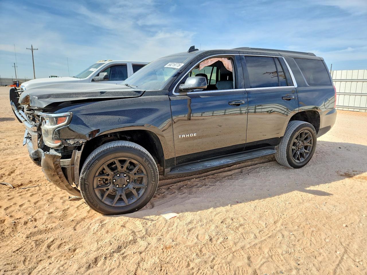 2019 CHEVROLET TAHOE C1500 LT | 1GNSCBKC3KR173777 | UPCARS
