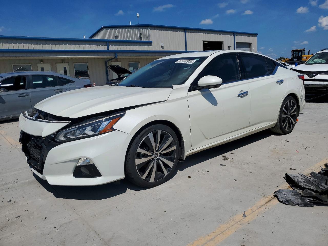 2020 NISSAN ALTIMA PLATINUM | 1N4BL4FV1LC116620 | UPCARS